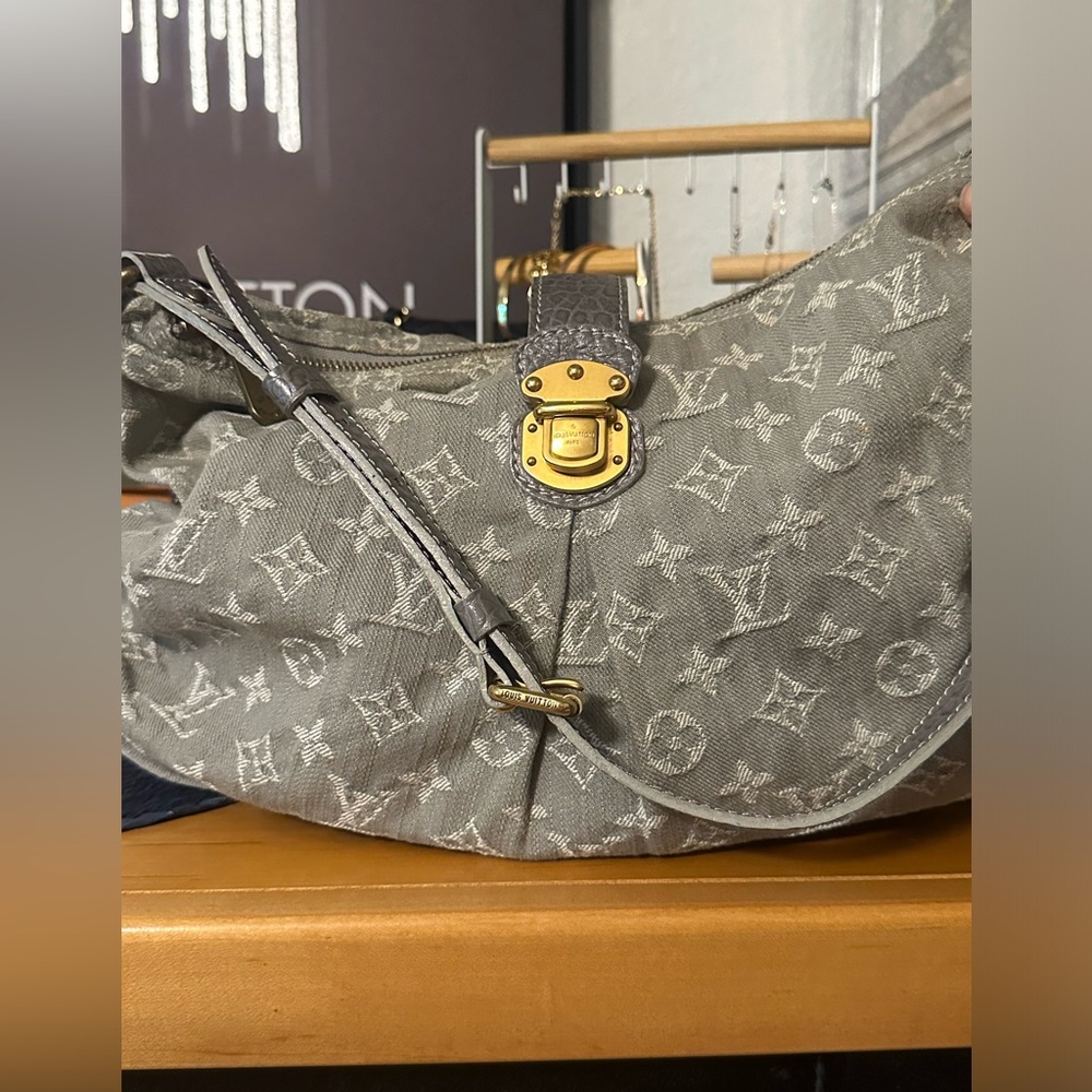 Authentic Louis Vuitton Gray Neo Cabby